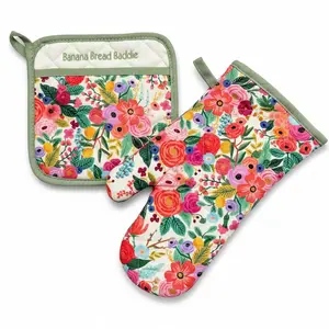 Floral Banana Bread Baddie Oven Mitt & Pot Holder