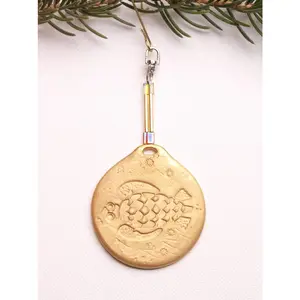 A Wonderful Golden Turtle: Embrace Coastal Magic with this Ceramic Collectable Ornament
