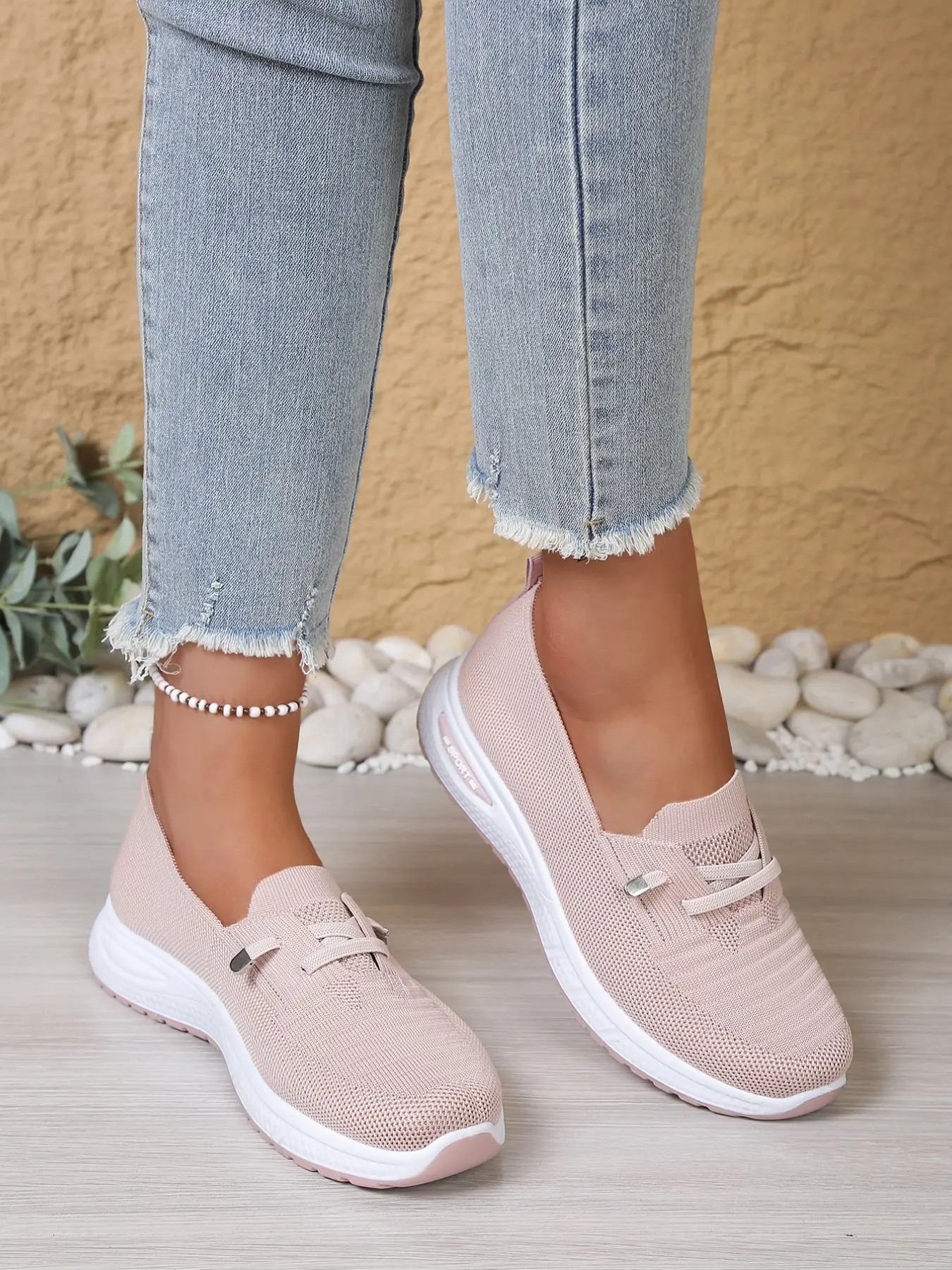 Breathable Casual Women's Shoes Trendy Daily Walking Shoes Soft Sole Comfort Lightweight Mom Shoes Anti-Slip Large Size Sports Walking Shoes Soft Soled Shoes Lightweight Breathable Footwear