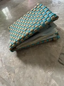 Slim folding wallet