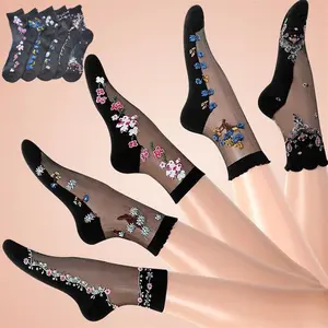 Women's stockings for middle-aged and elderly women, spring and summer, crystal stockings, women's mid-calf stockings, thin, transparent glass ice silk stockings, black.