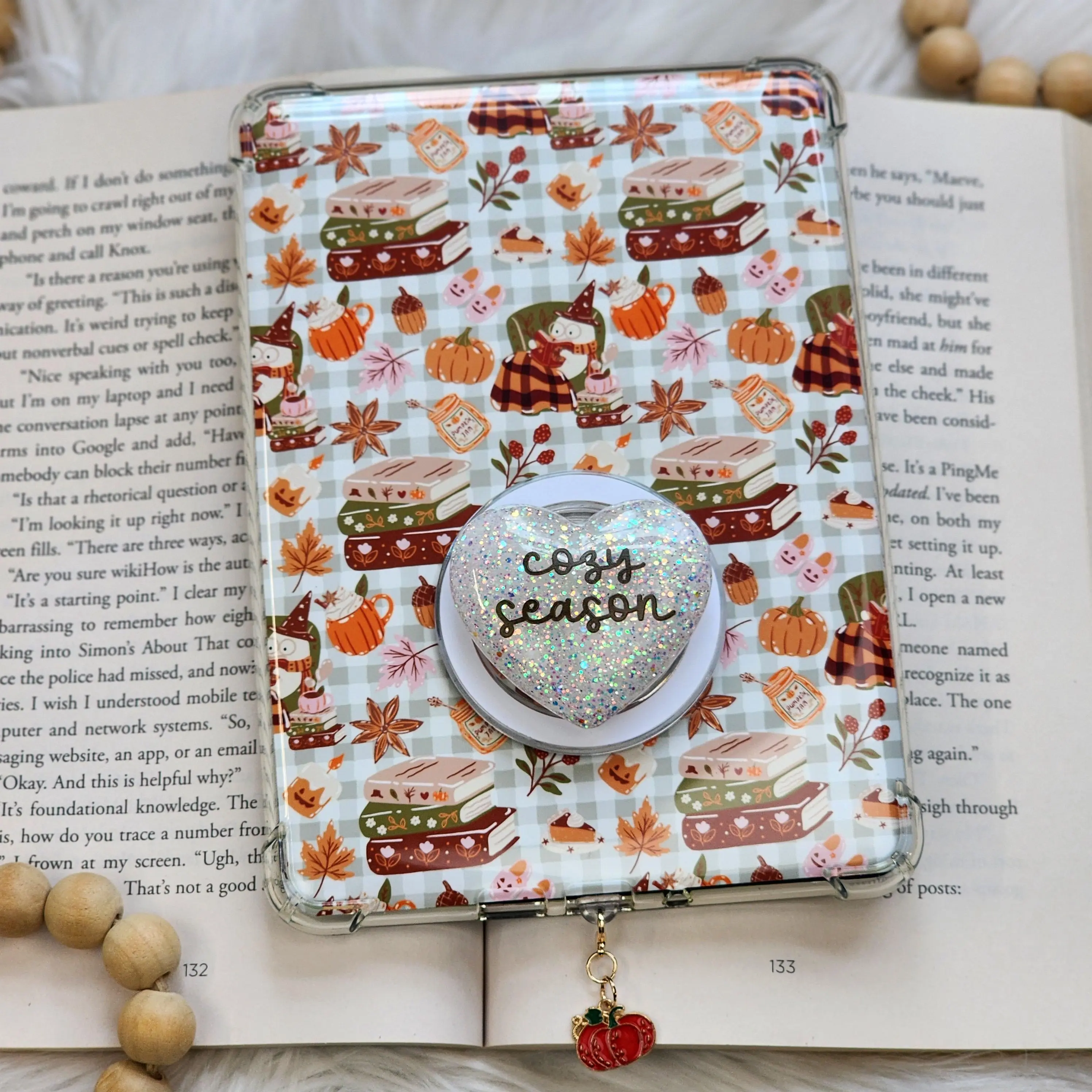 Kindle Accessories Set | Cozy Season Autumn Plaid | Insert, Grip & Charm