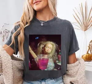 Comfort Colors Funny Distressed Doll Face Meme T Shirt, Retro Creepy Cute  Tee, Vintage Unhinged Doll Shirt