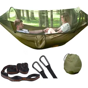 Portable camping hammock (9x5 ft) with integrated mosquito net, easy automatic setup, doubles as outdoor shelter. Ideal for family hiking, picnics, backpacking, garden leisure and outdoor adventures.