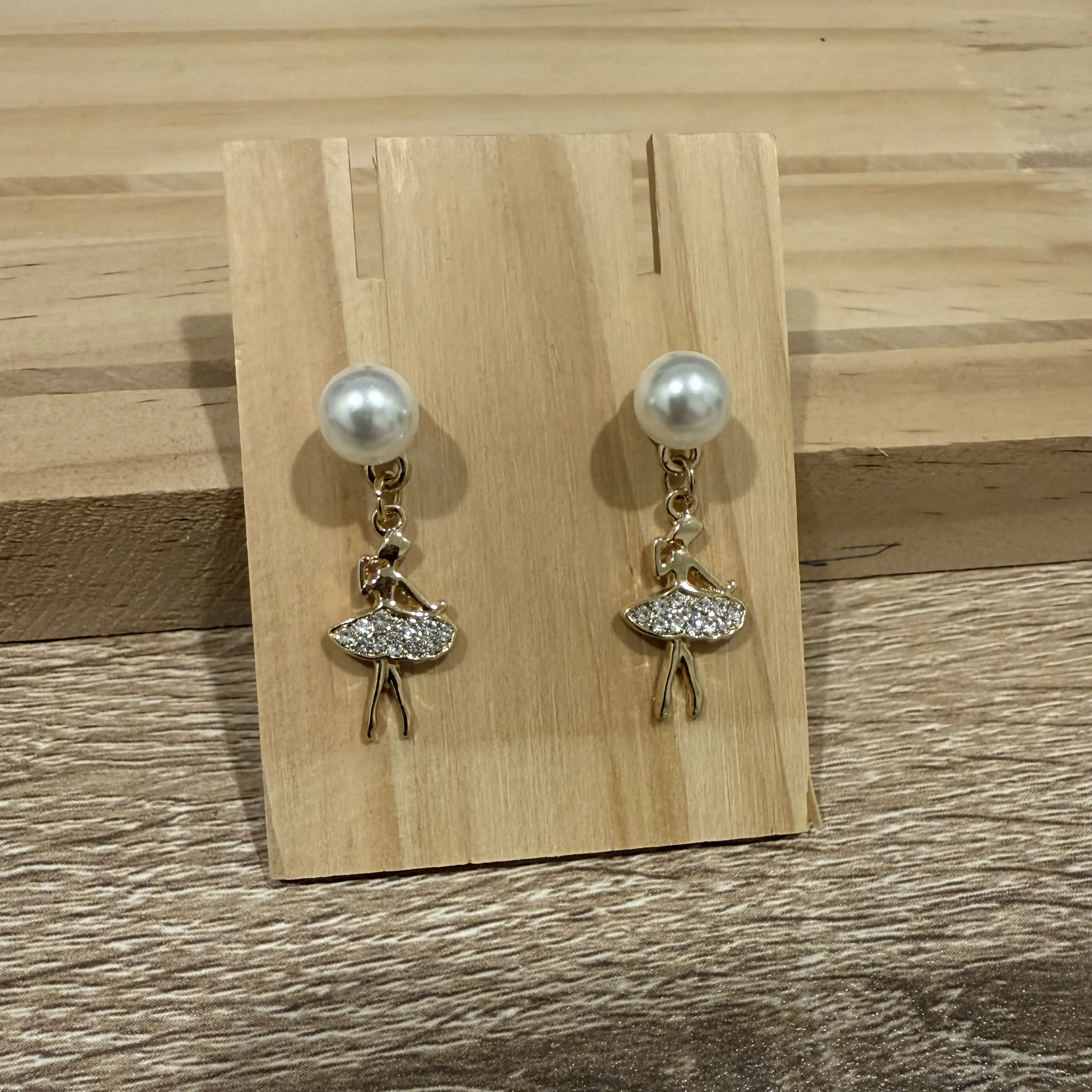 Twinkle Dancer Pearl & Rhinestone Ballerina Earrings Unisex Fashion Jewelry with Elegant Pearl Accents for Men and Women