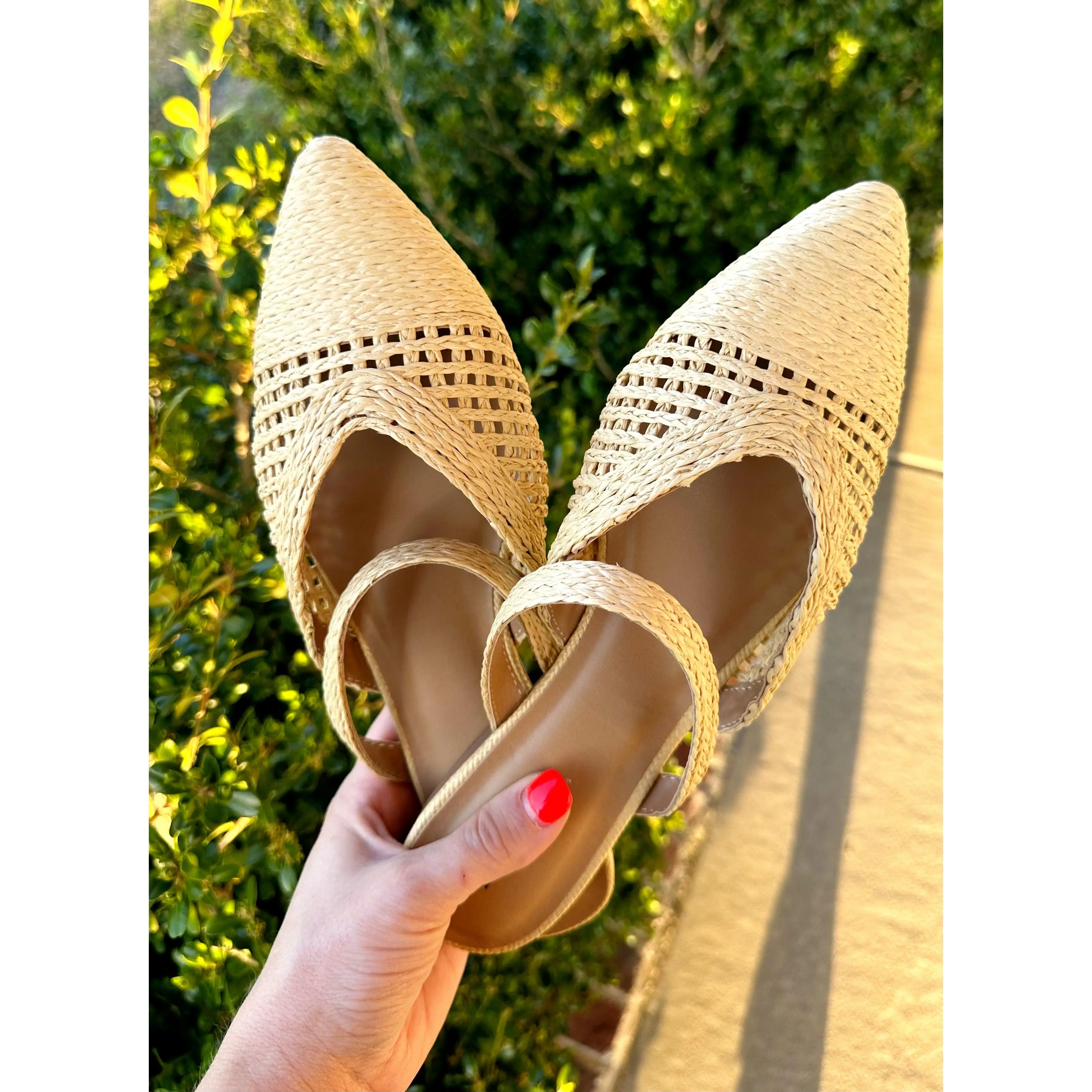 Beige Raffia Mule