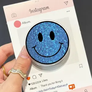 Blue Glitter Smiley Face MagSafe Phone Grip – Aesthetic Sparkle Emoji Magnetic Pop Socket & Kickstand – iPhone Accessory Gift for Girls & Teens