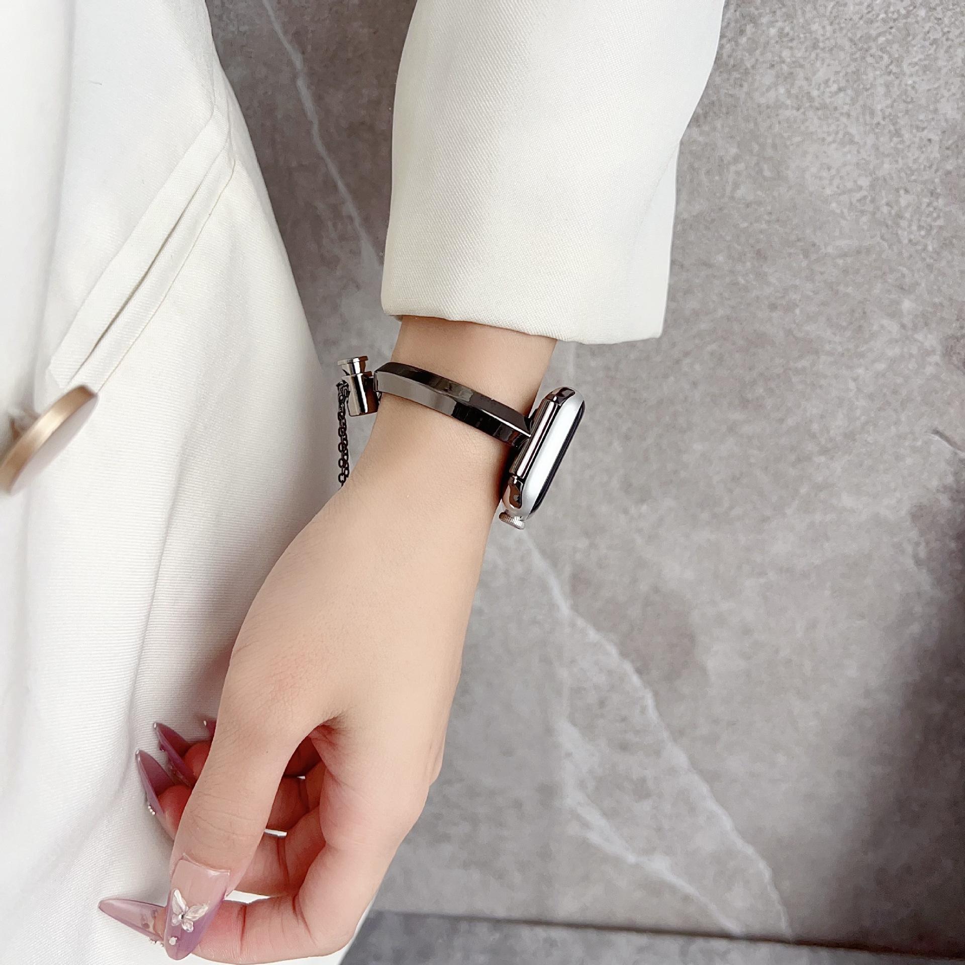 T-Shaped Eco-Friendly Metal Apple Watch Band for Women, Compatible with Ultra, SE & Series 1–10, Minimalist Stylish Bracelet Strap for Everyday & Spring Wear