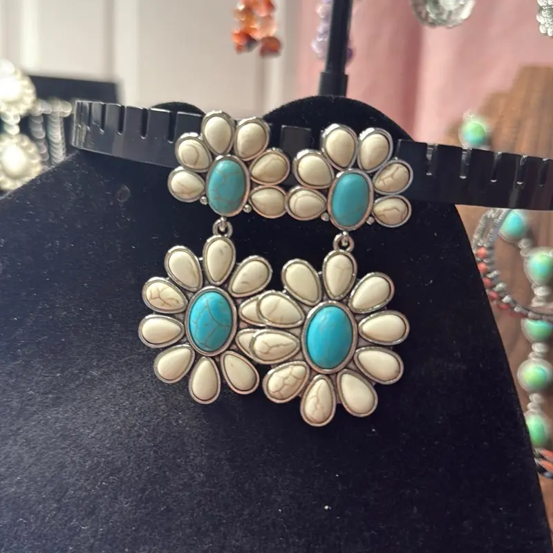 Earrings 8