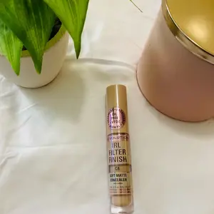 REVOLUTION,  Cosmetic  IRL FILTER FINISH Matte