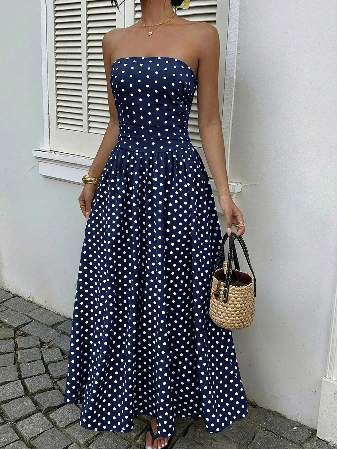 Elegant Vintage Long Dress Sleeveless Halter Polka Dot Dress, Women's Retro Style, Boho, Perfect for Parties and Special Occasions - TikTok Shop Elegant Vintage Long Dress Sleeveless Halter Polka Dot Dress, Women's Retro Style, Boho, Perfect for Parties and Special Occasions - TikTok Shop