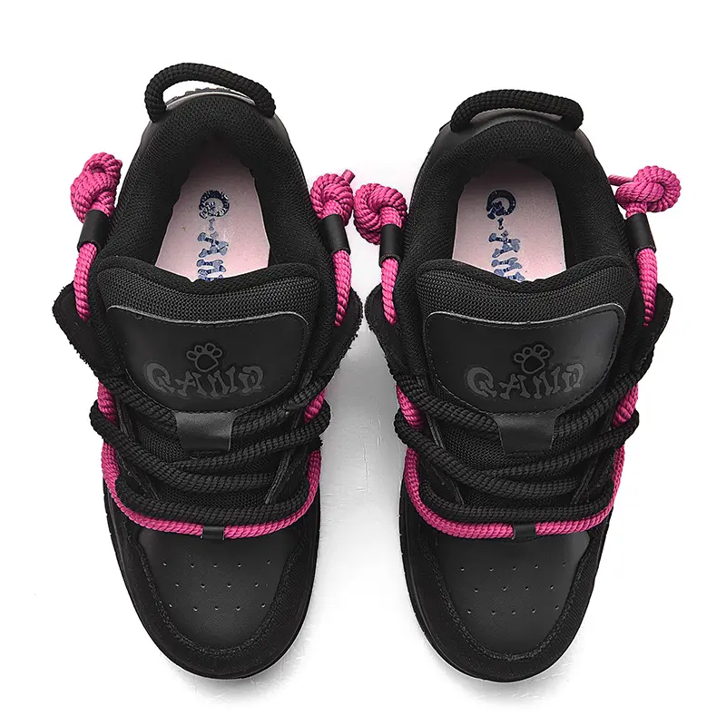 Q-AND Women’s Black Streetwear Sneakers – Casual Skate Shoes with Neon Pink Rope Laces, Lightweight Low Top Platform Trainers, Non-Slip Fashion Walking Sneakers for Everyday Wear