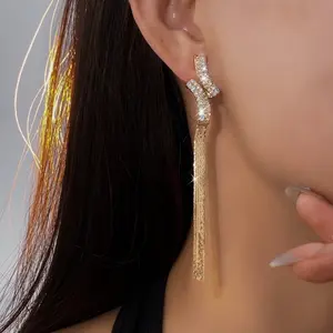 Unique geometric diamond-encrusted earrings, DDES0321 fashionable and luxurious long tassel earrings suitable for daily wear, 14K Gold-Plated
