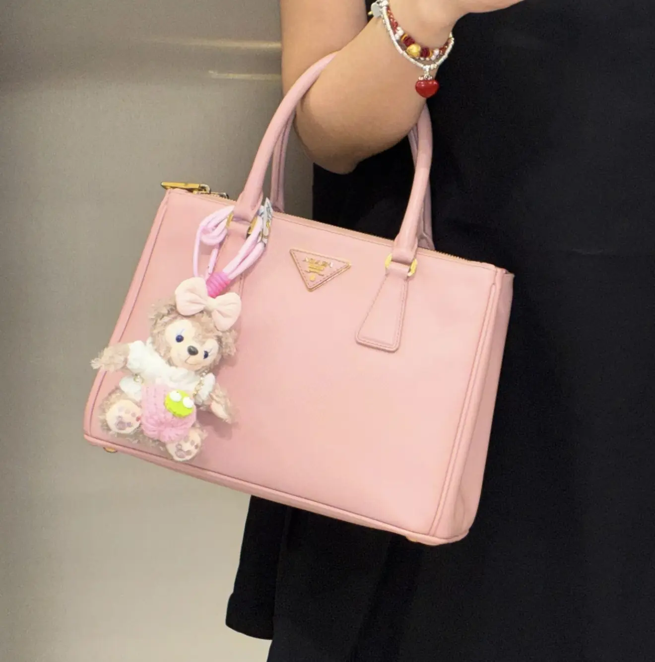 Pre-owned PRADA Certified Vintage Pink Saffiano Galleria Crossbody Bag