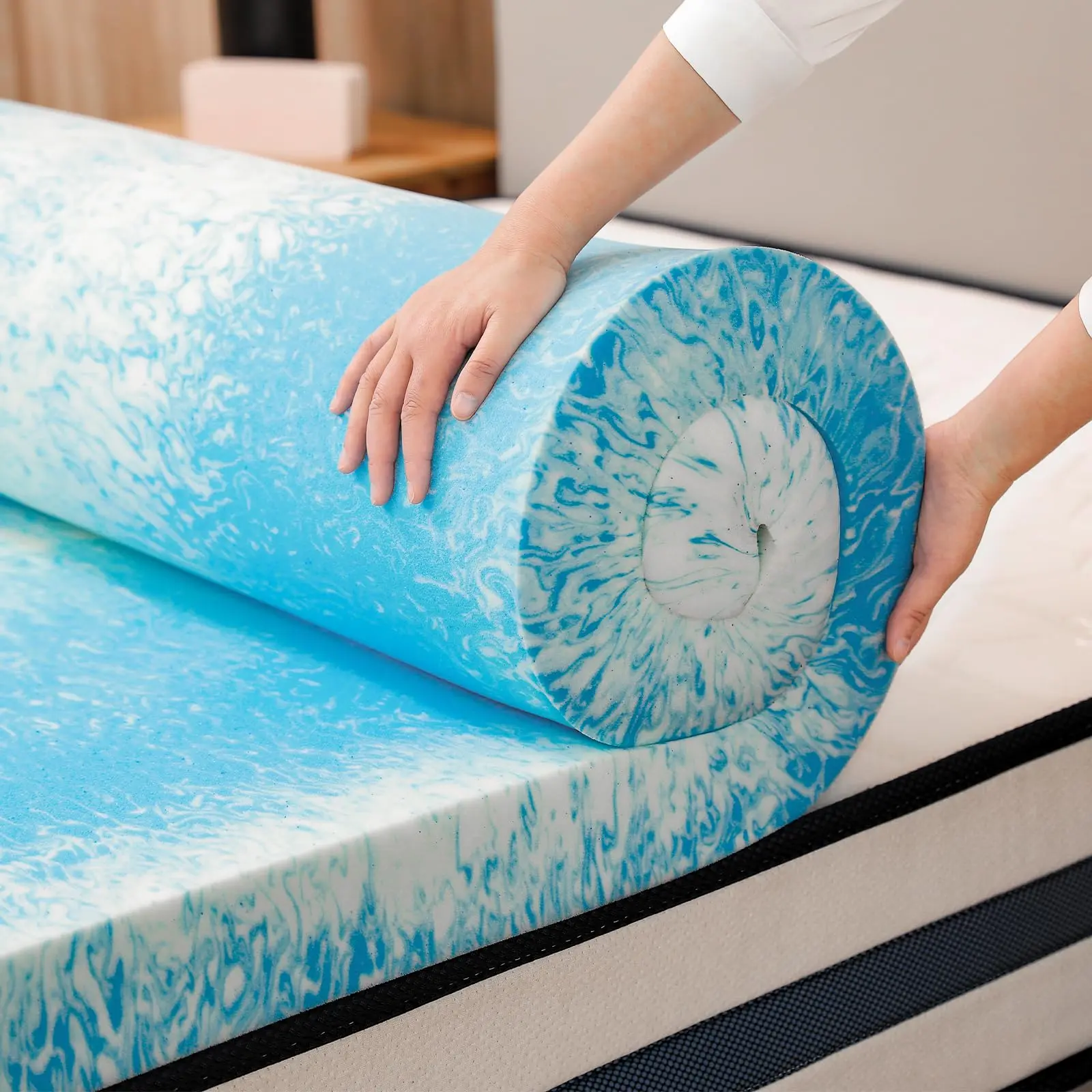 Gel Memory Foam Mattress Topper, Queen 3 Inch, Cooling Gel Infused Soft Comfy Breathable, Pressure-Relieving, CertiPUR-US Certified Memory Foam Cooling Gel Swirl Infused Bed Topper for Back Pain