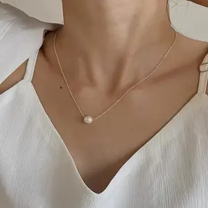 Easy Artistic Imitation Pearl Necklace for The Collarbone