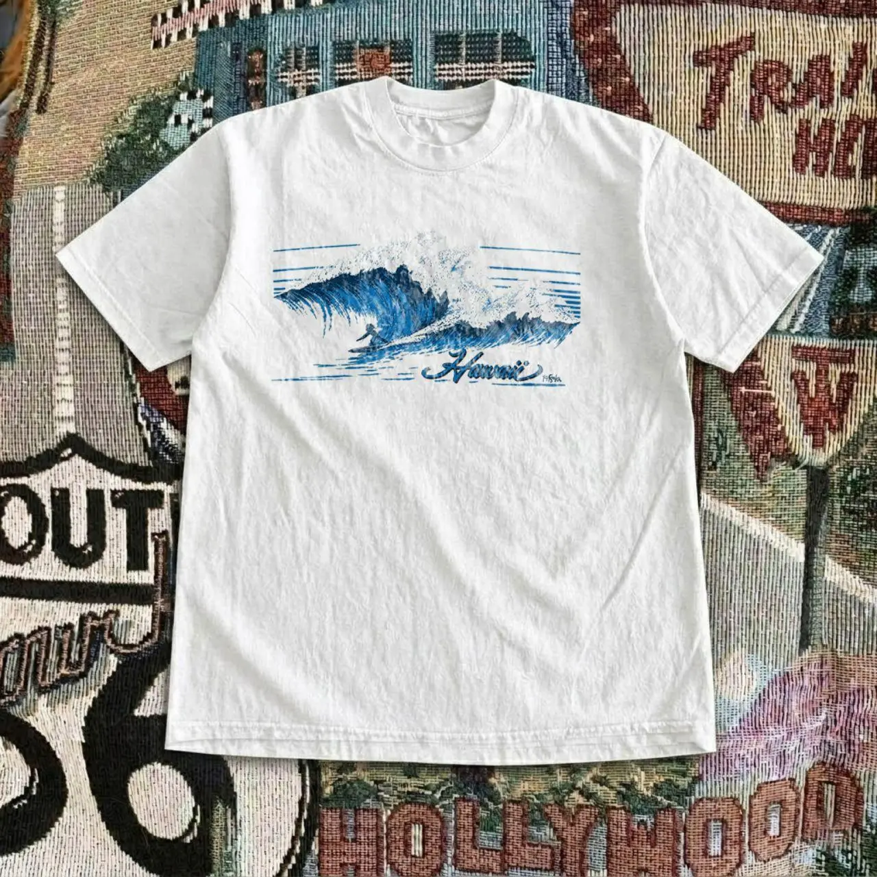 Gildan Hawaii Surfing Vintage Design T-Shirt - Gildan Men's White T-shirt