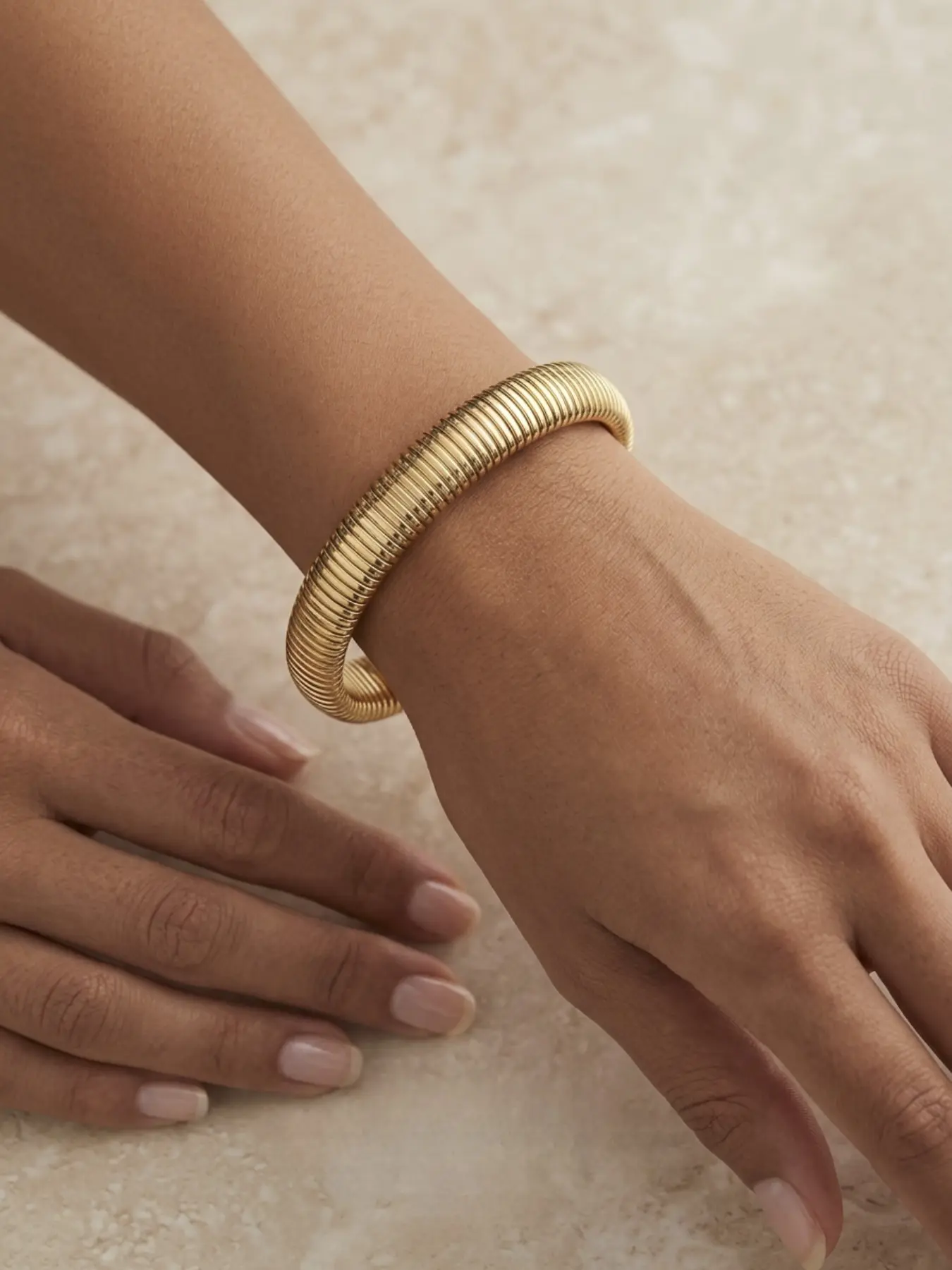 Golden Bracelets for Women, Gold Bangles for Women Chunky Bangle Bracelets for Women Bracelets Stack Tarnish Free Gold Jewelry Set of 3 for Women Accessories for Her Gifts, Fashionable Chunky Bangles, Permanent jewelry, Pretty Bracelet, Bracelet Style