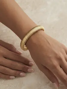 Golden Bracelets for Women, Gold Bangles for Women Chunky Bangle Bracelets for Women Bracelets Stack Tarnish Free Gold Jewelry Set of 3 for Women Accessories for Her Gifts, Permanent jewelry, Pretty Bracelet
