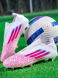 Men's Football Shoes, Soccer Cleats, Fashion Gradient Color Design, Comfortable Soft Fit, Durable Rubber Sole, Ideal for Training, All Seasons