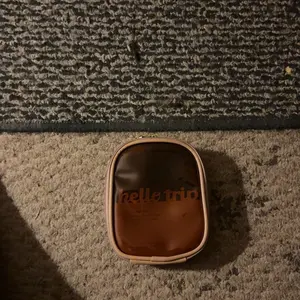 PVC Mini Portable Makeup Bag, 1 Pc Travel Beauty and Toiletry Storage Bag, Exquisite Mini Lipstick Pouch for Students and Women, Gift for Sisters, Girls, Friends and Teachers