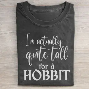 Gildan Men's Short-Sleeve Round Neck Vintage Graphic Casual T-Shirt - "I'm Actually Quite Tall for a Hobbit" Ver 1, Lord of The Rings JRR Tolkien Middle Earth Geek Gift, Casual T-Shirts