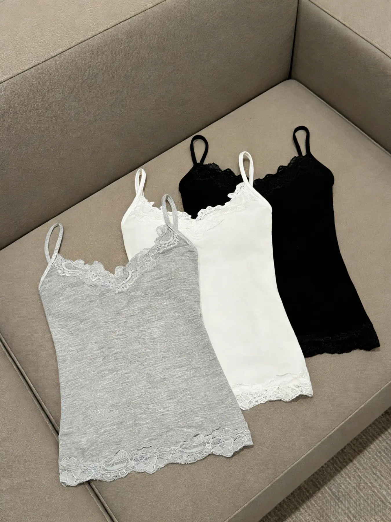 Sexy Home Casual Lace Women's Spaghetti Strap Tank Top Three-Piece Set, Sleeveless Sensual Silhouette, Basic Fitted Plain Style, Perfect for Daily Wear, Everyday, Comfortable and Stylish