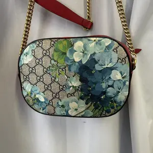 Pre-owned GUCCI GG Supreme Blooms Print Mini Chain Shoulder Bag Blue Geranium