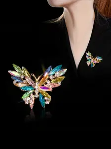 Luxury Artificial Crystal Butterfly Brooch Pin, Elegant Fashion Accessory for Women, Unique Gift Idea, Random Color Selection