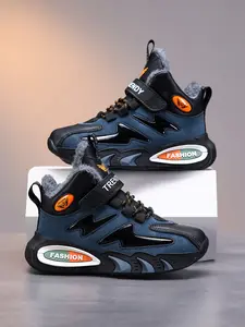 Boys' Winter Sports Shoes with Fleece Lining, Warm Outdoor Running Sneakers, Magic Tape Closure, Ideal for Cold Weather