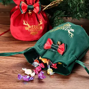 2/4pcs Merry Christmas Cloth Drawstring Bags, Apple Candy Gift Bags, Gift Packaging Bags for Adults and Children, Christmas Apple Bags, Christmas Handbags, Party Supplies, Holiday Gift Set, New Year Decoration Packaging