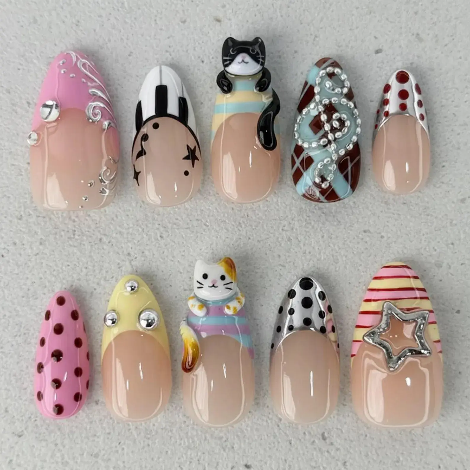 Pastel Cartoon Cat Press On Nails, Hand-Painted Nail Art Set