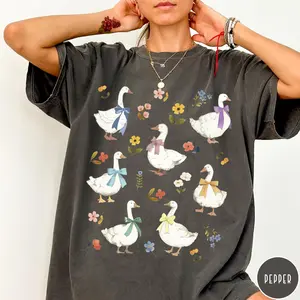 Vintage Goose Comfort Colors Shirt Funny Goose Tshirt Oversized Shirt Aesthetic Graphic Retro Vintage T Shirt Trendy Cute Geese Tee