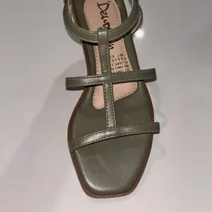 Dewoman Colombian Sandals with Adjustable Straps and Comfortable Sole