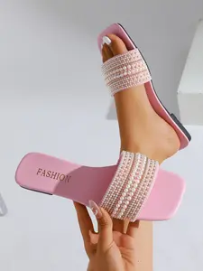 Stylish Flat Heel PU Leather Fashionable Sandals for Women, Woven Strap Design with Buckle, Perfect Summer Footwear for Comfort and Fashion