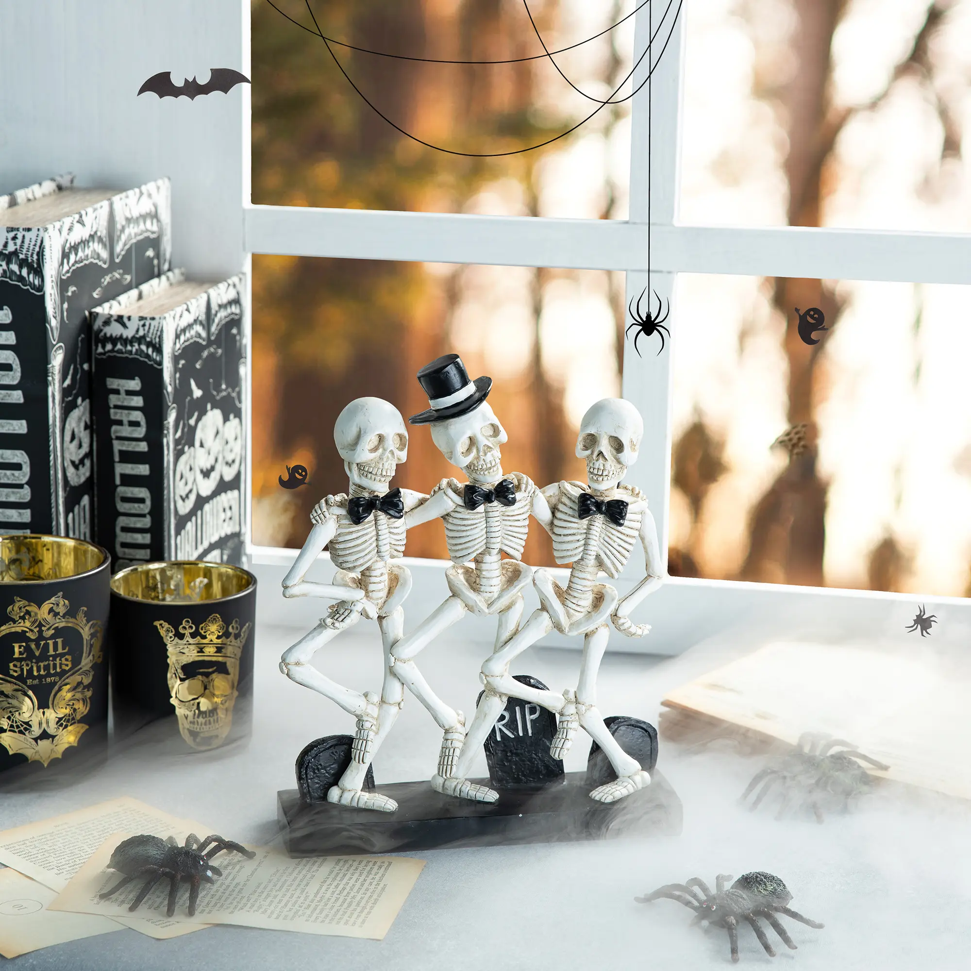 Glitzhome 10.5in H Retro Modern Halloween Theme Polyresin Dancing Skeleton Table Decor with Dynamic Poses, Festive Style Holiday Ornaments