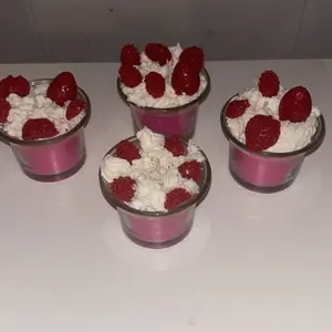 Set of 4 Mini Dessert Candles – Strawberry Cheesecake Scent