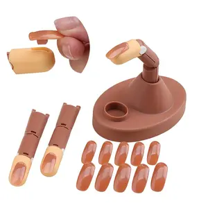 Flexible Nail Practice Hand with Movable Joints, Ideal Nail Art Tool for Beginners, Perfect for Learning and Practicing Nail Design, Nail Design Tools