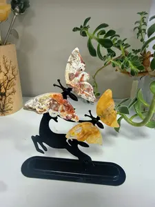 Mila(13376)gc.Deer with butterflies