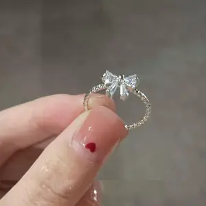 Women's Adjustable Bow Ring with Sparkling Rhinestone Bow & Open End - Bling Bling Suitable for Daily Wear, Weddings, Parties, Bohemian/Y2K Style Gift for Her, Year-Round Wearable for Special Occasions (No Revisions)