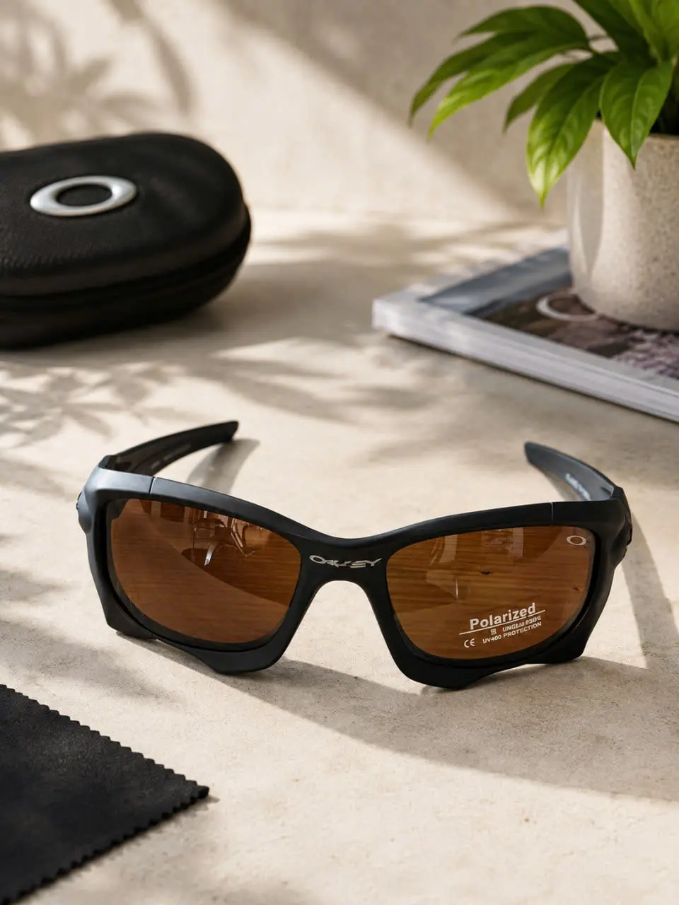 Oakley Holbrook Polarized Sunglasses for Men Women, Square Frame Outdoor Eyewear for Driving, Cycling, Fishing & Daily Wear