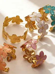 Elegant Geometric Open Bracelet, Zinc Alloy Casual Accessory, All-Season Wearable Jewelry, No Choking Hazard, Perfect Gift Choice