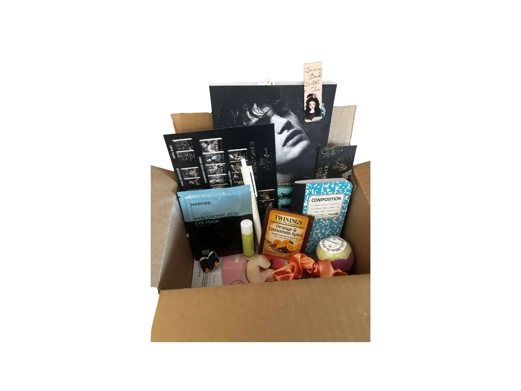 Cozy Romance Book Box - Birthday Gift Box for Bookworms, Hand-Curated Self-Care Bundle with 1-2 Romance Novels, Tea, Lip Balm, Eye Mask, Sweet Treats & Cozy Extras, Self Care Bundle Box