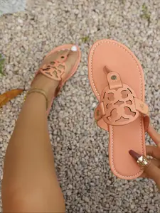 Elegant Hollow-Out Round Clip-On Sandals, Vintage Flat V-Strap Slippers, Outdoor Commute Shoes for Women