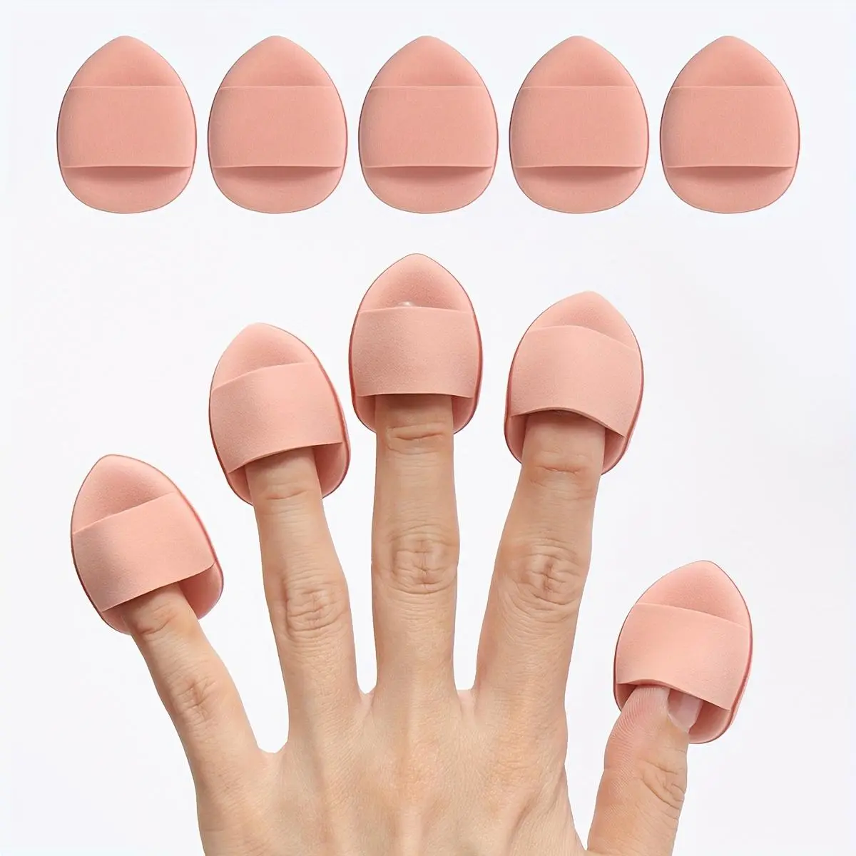 Finger-shaped makeup sponge balls, suitable for use with BB cream, foundation, and concealer. They are particularly good for covering blemishes and spots, and are ideal for the eye area, nose, and corners of the mouth.