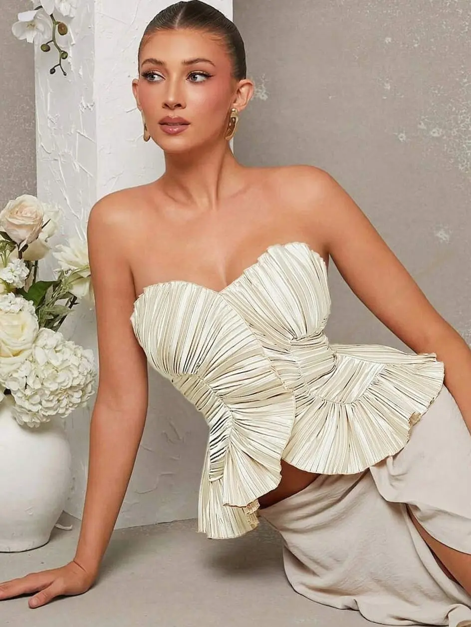 Women's Pleated Satin Strapless Top, Elegant Chic Tube Corset Blouse for Christmas, New Year Party and Holiday Outfits