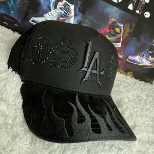 Cap Personalizadas Black Flame Design with Embellished LA Logo for Stylish Outfits