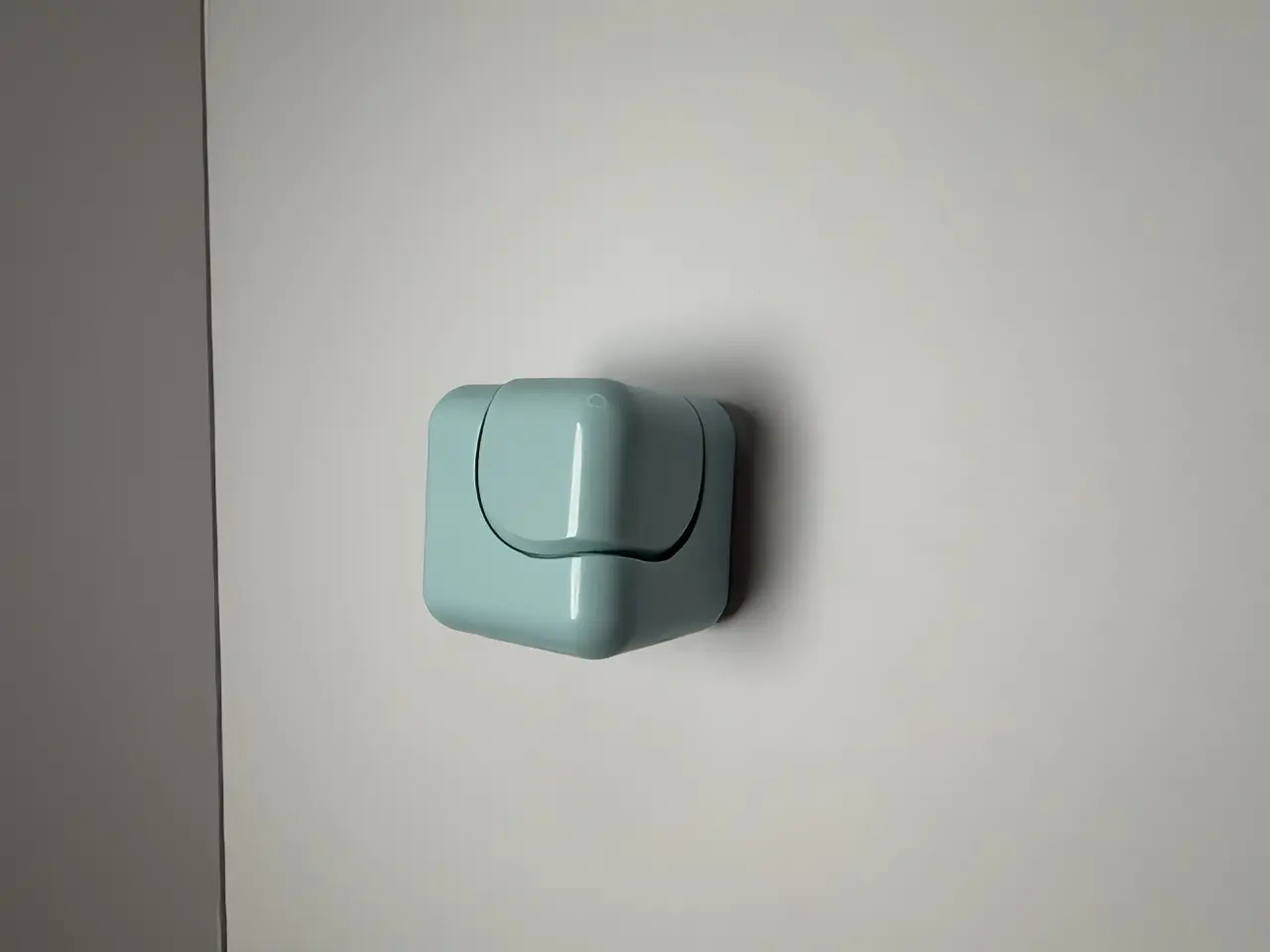 Fidget Cube Spinner - Compact Pocket Companion with Six Tactile Sides for Sensory Exploration & Whisper-Quiet Design for Meetings Study Sessions or Quiet Moments