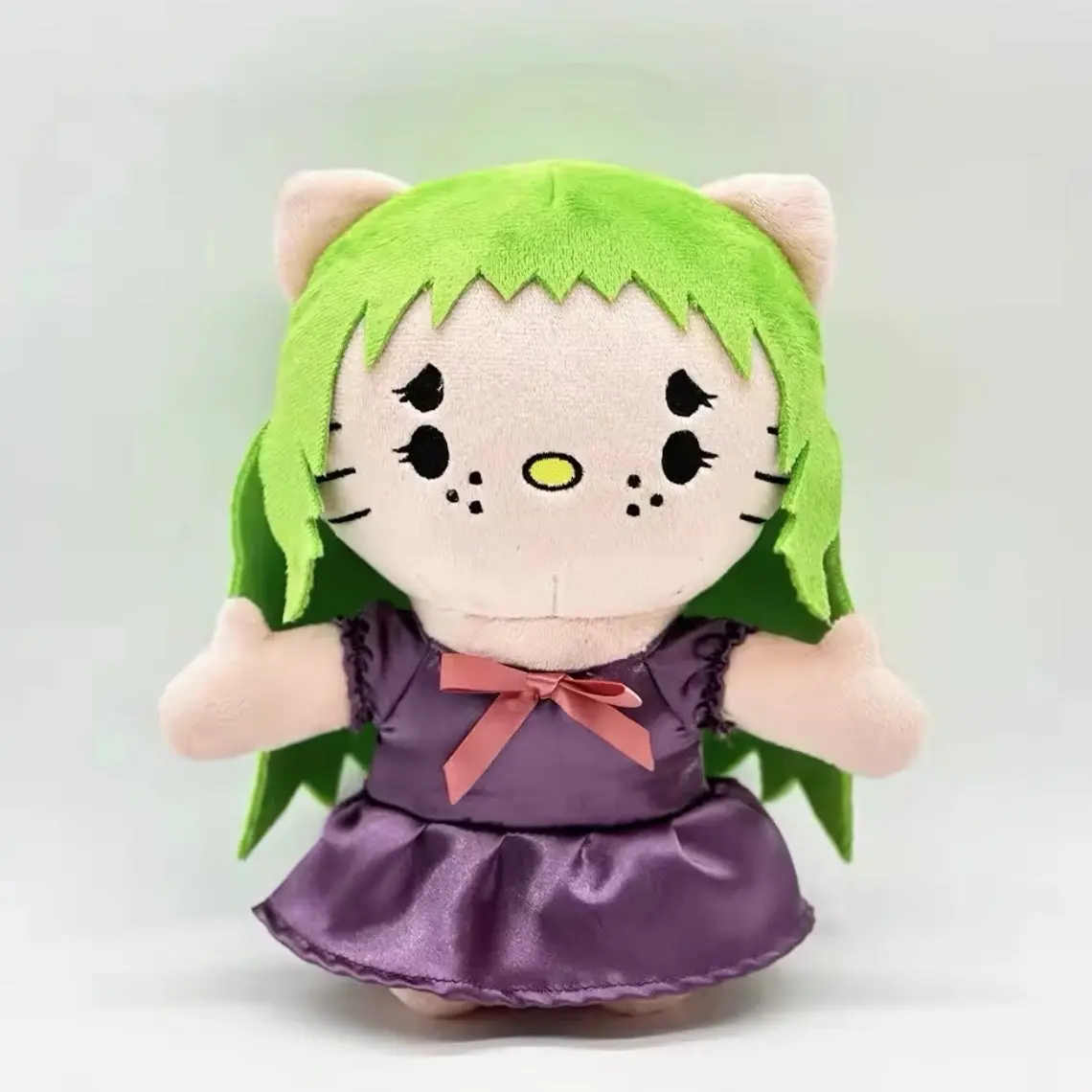 Adorable Cat Plush Doll with Green Hair – 24cm Soft Toy for Collectors & Fans of Unique Aesthetics