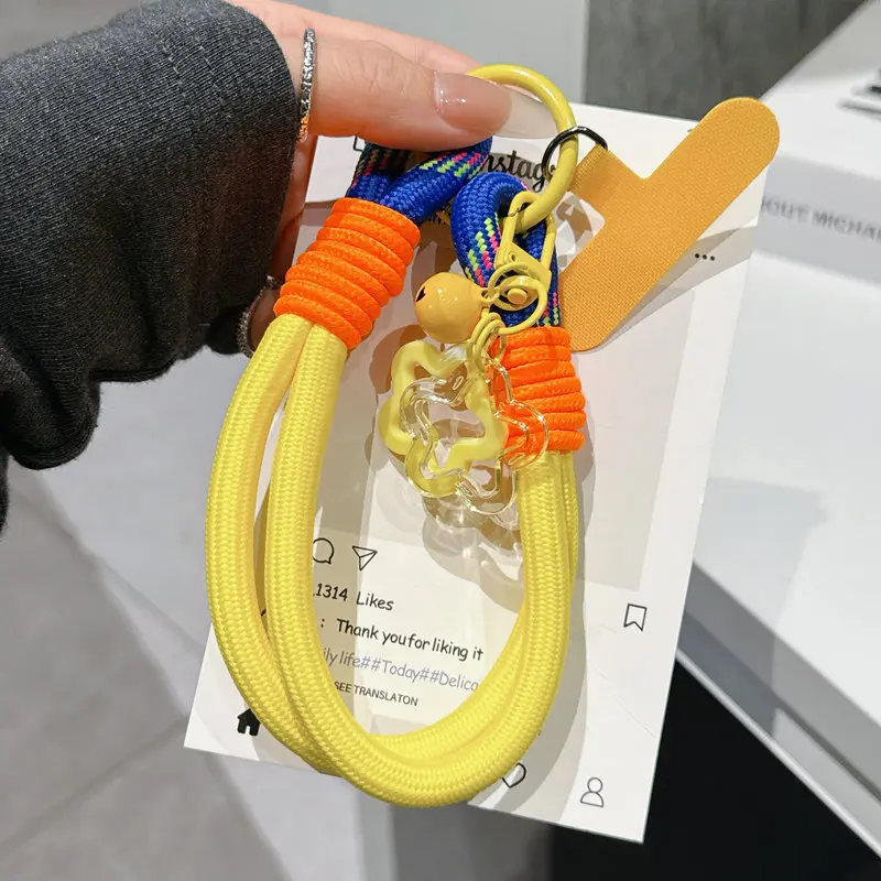 Yellow and blue two-color spell + yellow sky